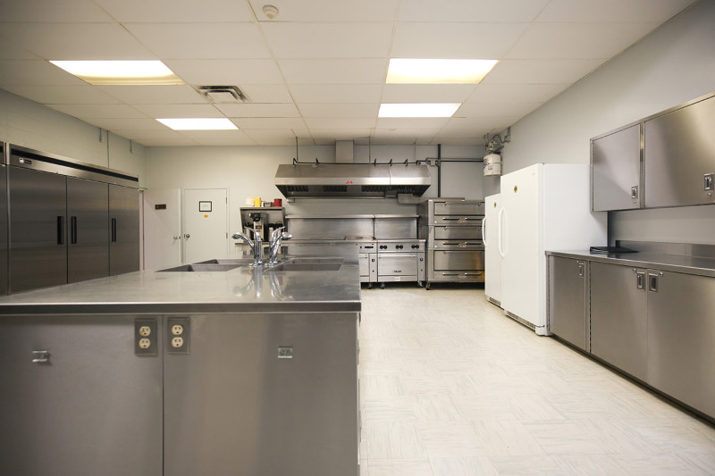 Commercial Kitchen - Main Hall