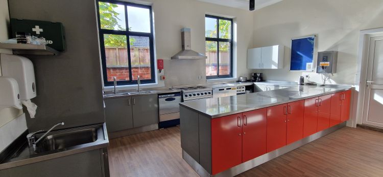 Commercial-grade Kitchen