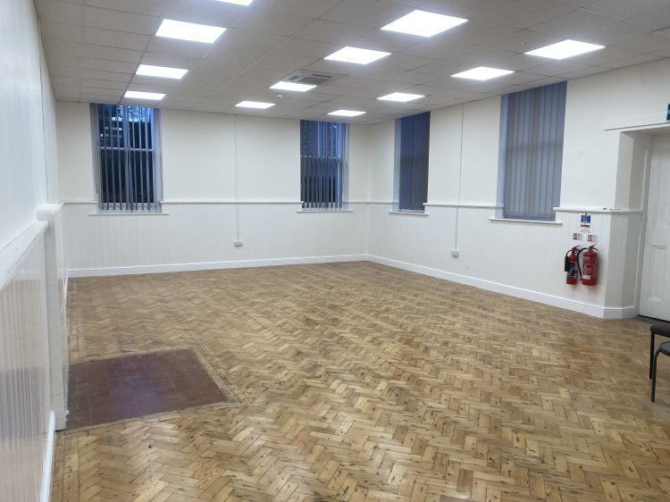 Main Hall - light, airy, roomy and warm