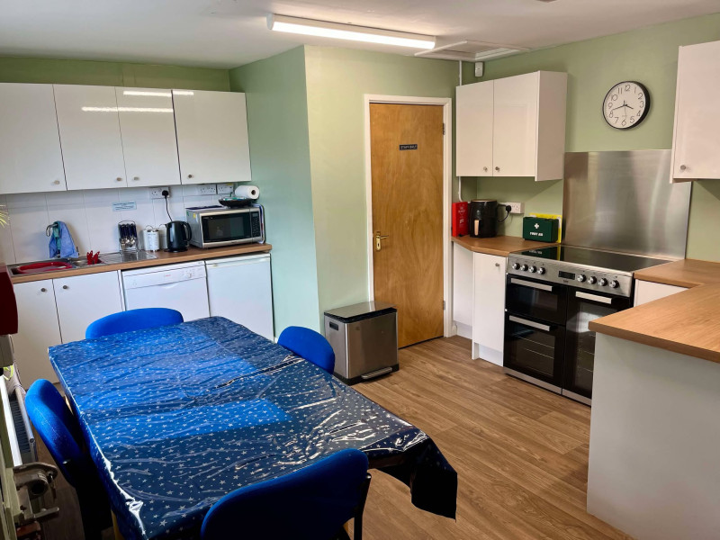 Kitchen / Meeting Room