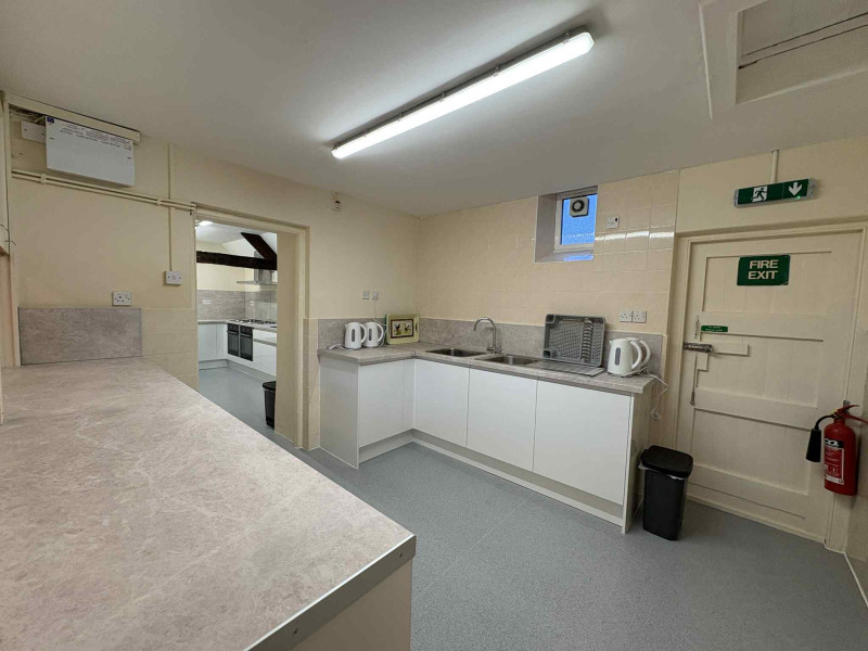 Serving Kitchen (a)