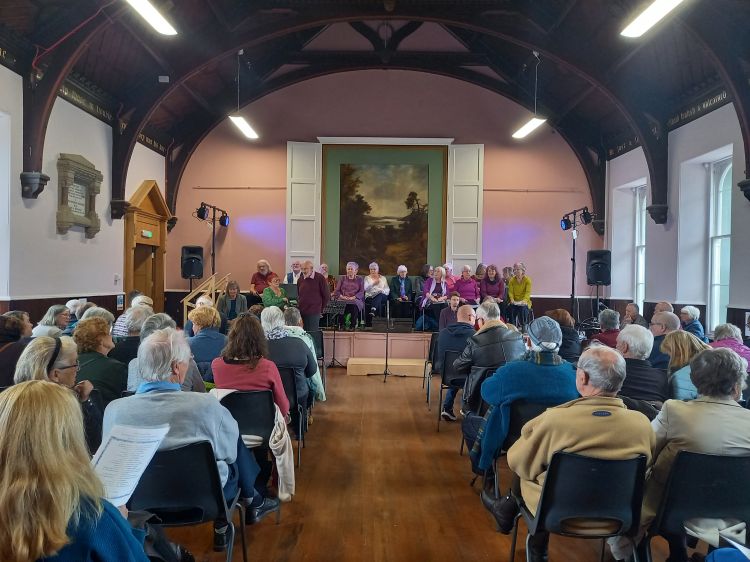 Upper Hall during a uplifting concert (Close Seating)