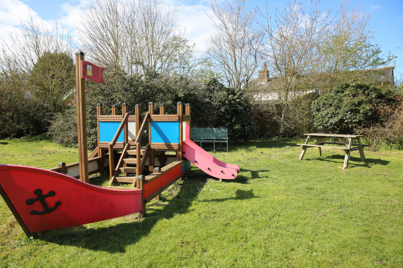 Children's play ship