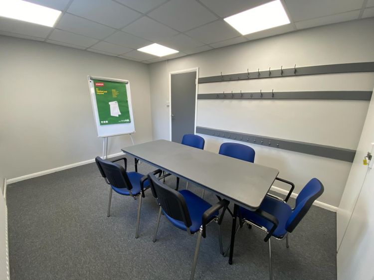 Committee room (2)
