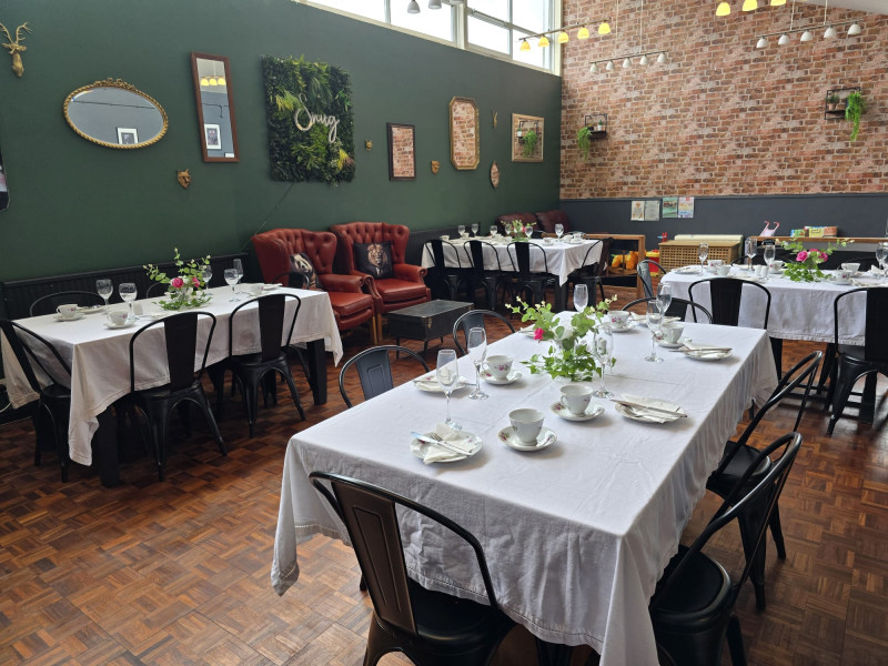 Snug Coffee Shop, Sycamore