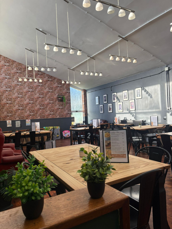 Snug Coffee Shop, Sycamore