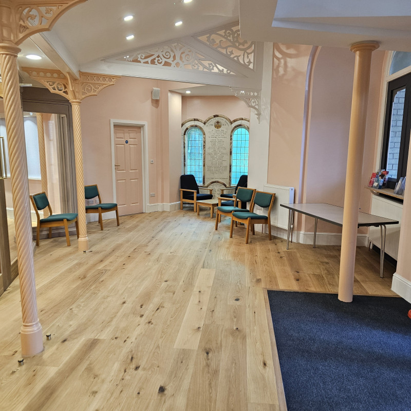 Welcoming Area - West Side